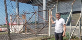 ADUN Elopura gesa tindakan segera untuk tangani isu kebersihan dan air bertakung di kawasan penyimpanan bagasi lapangan terbang