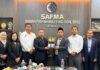 SAFMA SEMARAK SEMANGAT PATRIOTISME, JALUR GEMILANG DISERAH KEPADA AHLI LEMBAGA PENGARAH