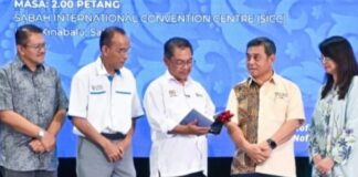 Mustapha Wants A Special Committee to Delve into Sabah and Sarawak Parliamentary Seat Expansion