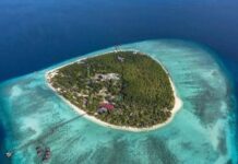 A Chinese tourist passed away while snorkelling at Pom Pom Island