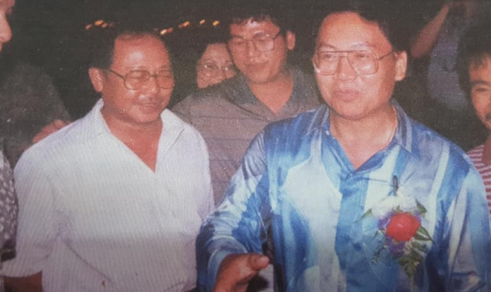 James and Tan Sri Joseph Pairin Kitingan in an old photo being shared online.