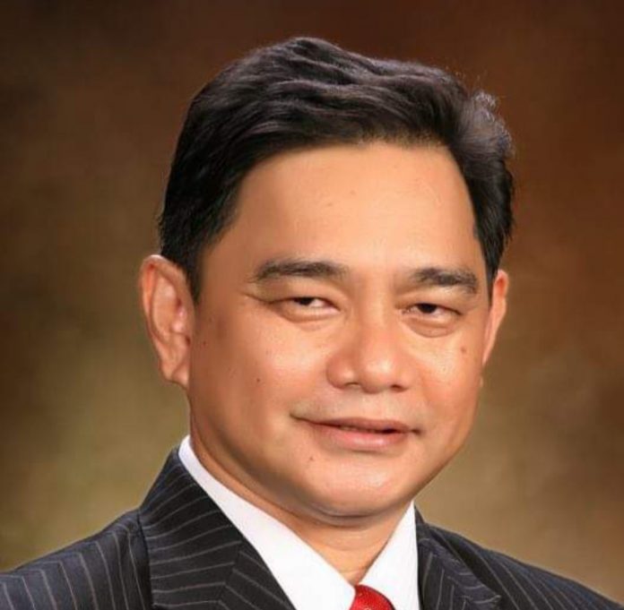Datuk James Ratib