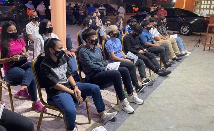 Antara pemain pasukan bola sepak Wanita Sabah yang terpilih mewakili Sabah.